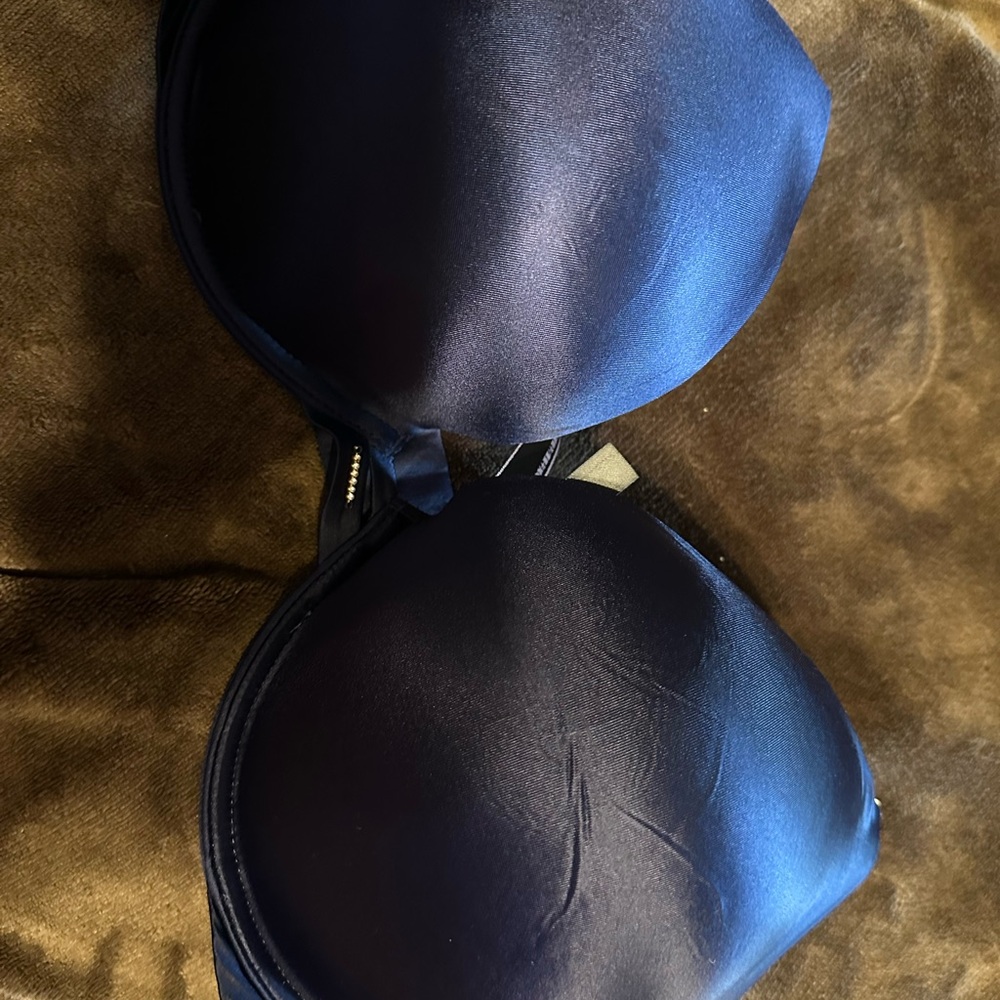 New Victoria’s Secret Very Sexy push up Navy Blue Bra 40D
